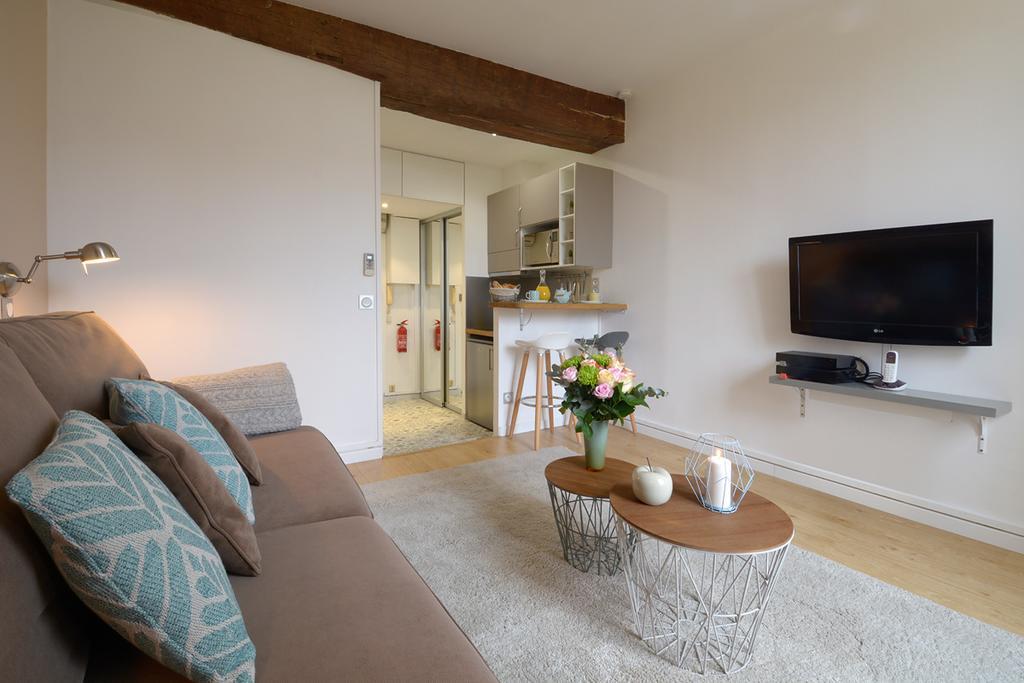 Holidaysinparis - Bourg Tibourg Dış mekan fotoğraf